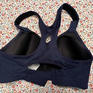 Brooks Moving Comfort Juno sports bra 32DD - Style 350025